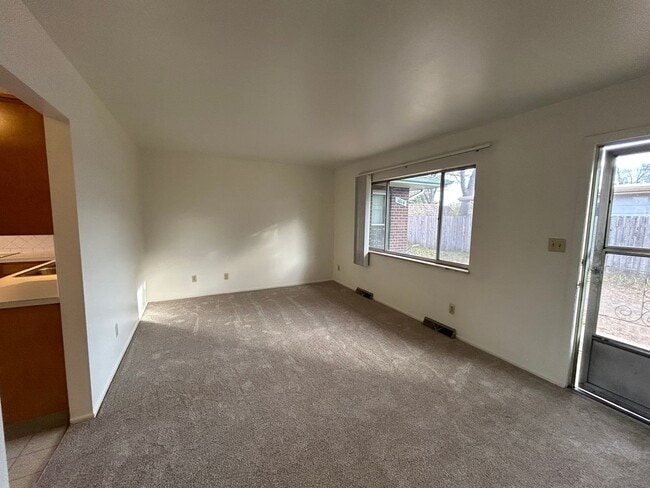 Building Photo - 1012 Morgan St