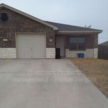 Building Photo - 4207 Cambridge Dr