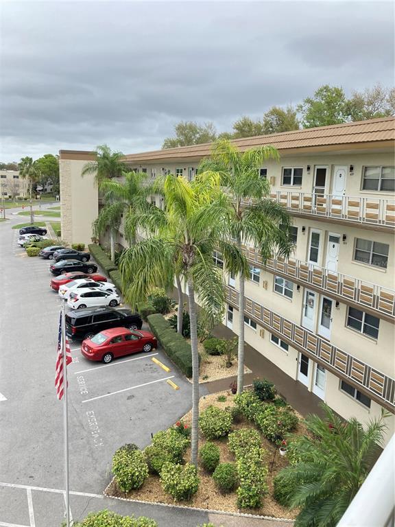 Foto del edificio - 5725 80th St N