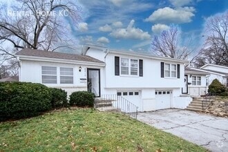 Building Photo - 8416 Lowell Ave