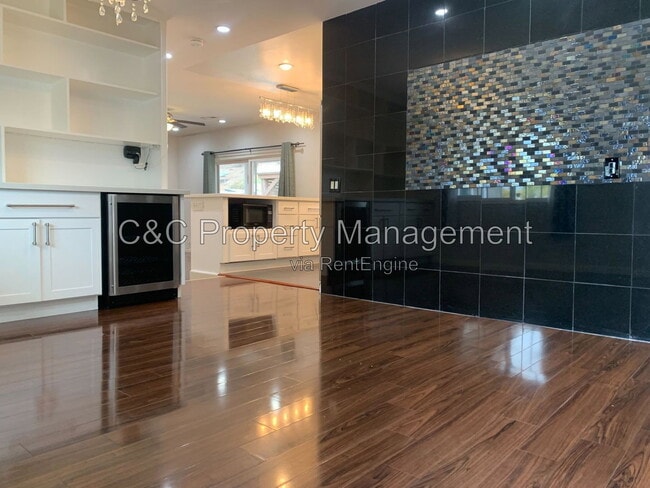 Building Photo - 3836 Glengarry Dr
