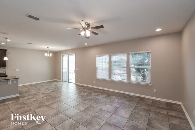 Building Photo - 4550 Plantation Oaks Blvd