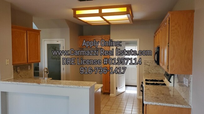 Building Photo - 749 Kilbirnine Ct