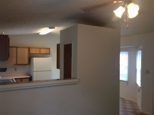 Building Photo - 317 S Muller Parkway