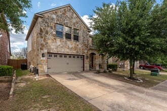 Building Photo - 227 Sandstone Trail