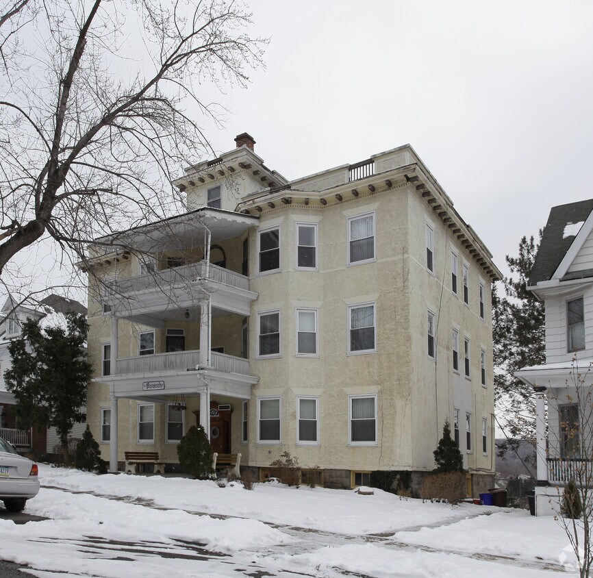 620 Taylor Ave, Scranton, PA 18510 Apartments in Scranton, PA