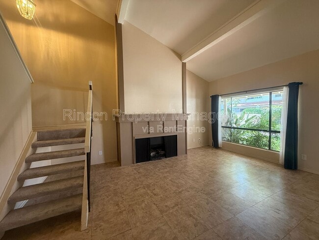 Building Photo - 361 Jalisco Ct