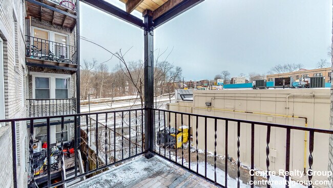 Foto del edificio - 12 American Legion Hwy