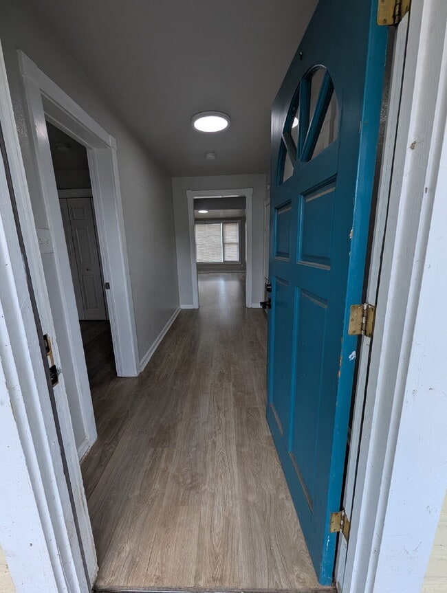 Building Photo - 2 BEDROOM BUNGALOW IN DIGNOWITY