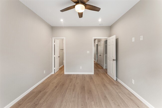 Foto del edificio - 4902 Rue St