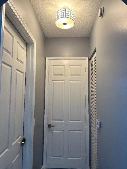 Building Photo - 4706 SW 160th Ave