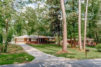 Building Photo - 209 Ashby Way