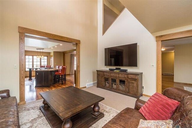 Foto del edificio - 4404 S Yellowstone Ln