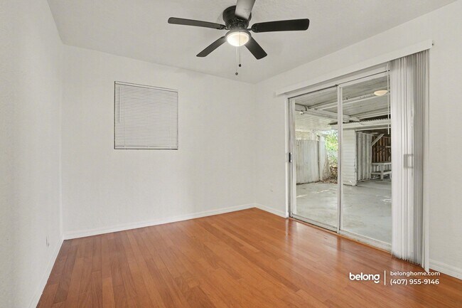 Foto del edificio - 1112 Myrtle Ln