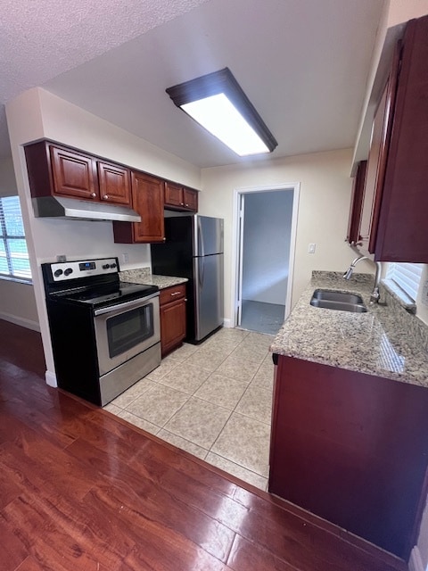 Photo - 136 E Harding St Townhome