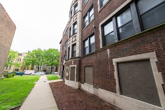 Building Photo - 2 br, 1 bath Apartment - 8148 S Ingleside Ave