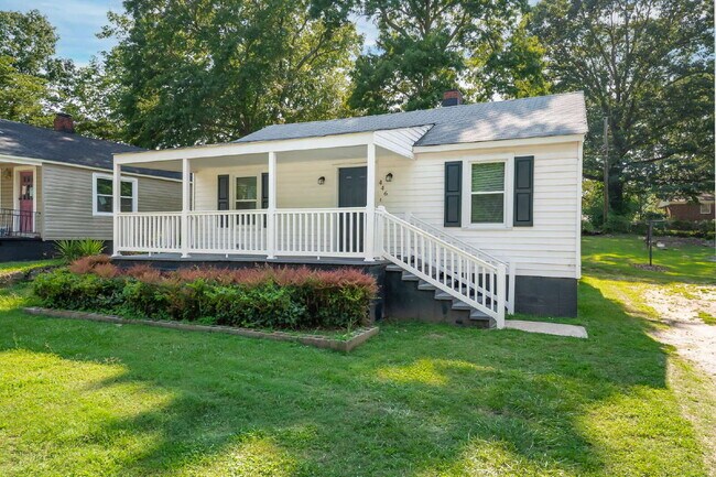 Foto del edificio - Renovated 2 BR, 1 BA quaint home in Spartanburg under $1200/mo rent