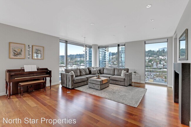 Foto del edificio - 2 br, 2.5 bath House - 841 S Gaines St #1112