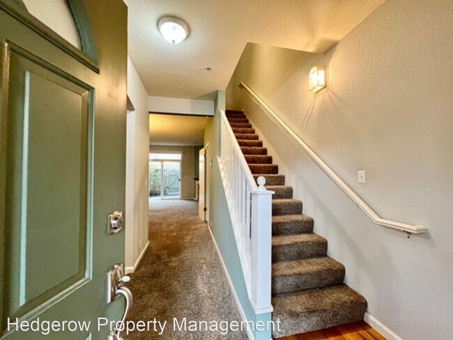 Building Photo - 2 br, 2.5 bath House - 13 Bridgegate