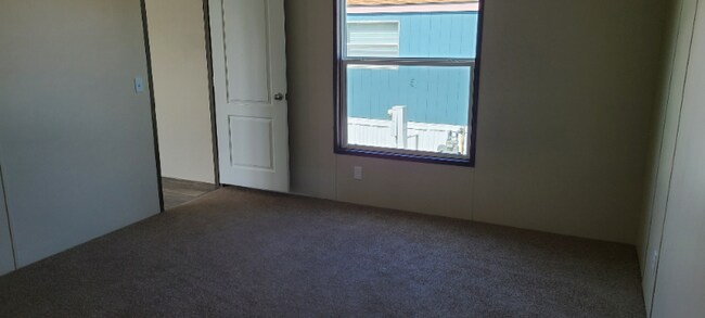 Foto del edificio - 2220 Prospect Cir