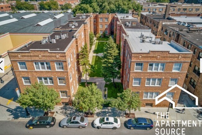 Photo - 3529 N Broadway Apartment