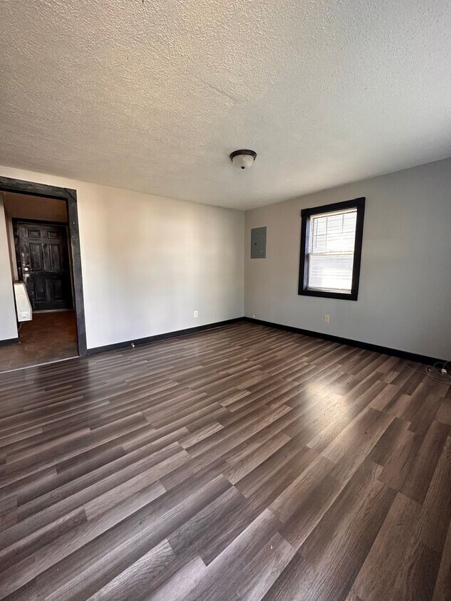 Foto del edificio - 2 Bed 1 Bath House