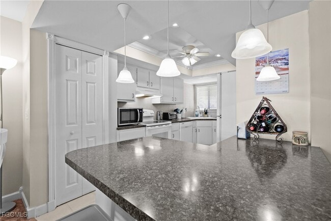 Foto del edificio - 1203 SW 48th Terrace