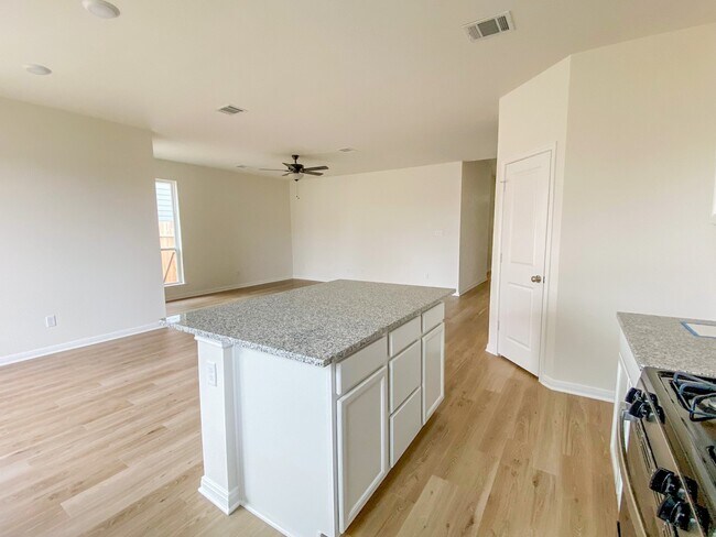 Foto del edificio - 13409 W Summerchase Cir