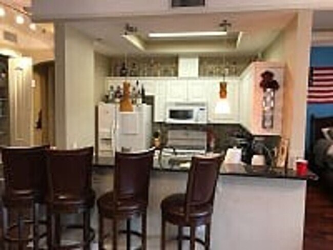 Foto del edificio - Jackson Square - 2 Bedroom. 2.5 Bathroom Condo