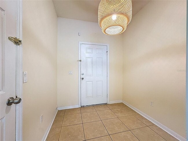 Building Photo - 2554 Tanner Terrace