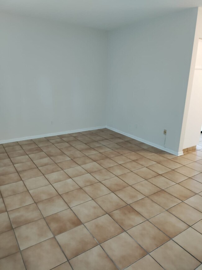 Building Photo - 1254 S Alhambra Cir