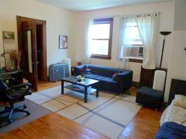 Building Photo - 16 Whittier St