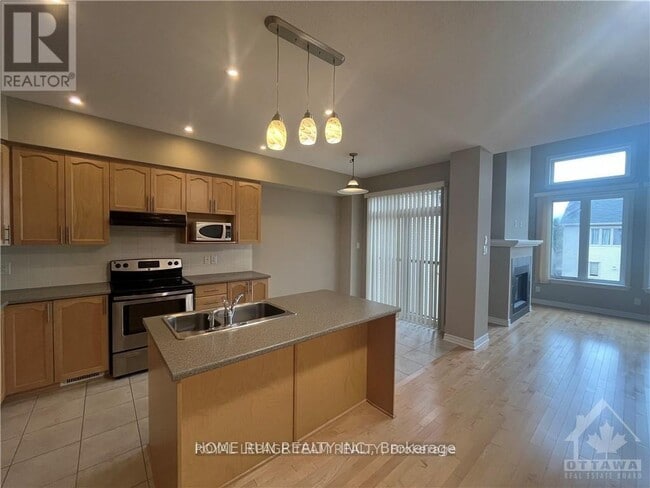 Building Photo - 914 Fletcher Cir