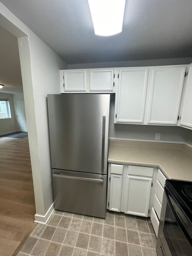 Building Photo - New Listing! 2-bed, 2-bath Condo!