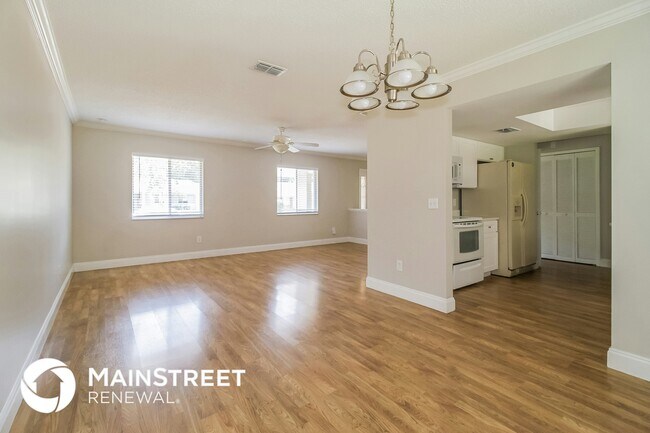Foto del edificio - 1333 Sterling Oaks Dr
