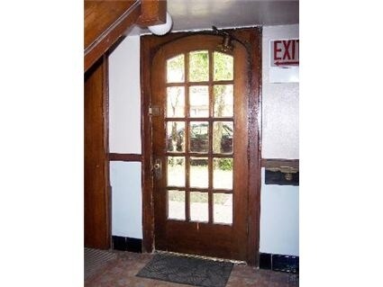 Door - 2301 Gunderson Ave