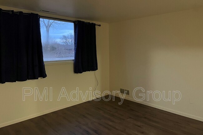 Foto del edificio - 4743 SW 30th St