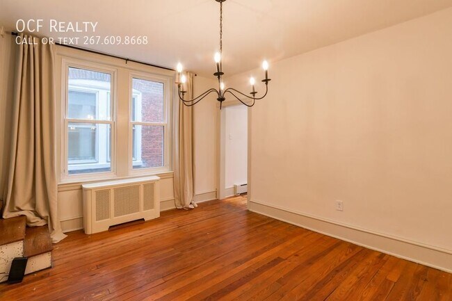 Building Photo - 503 Seville St