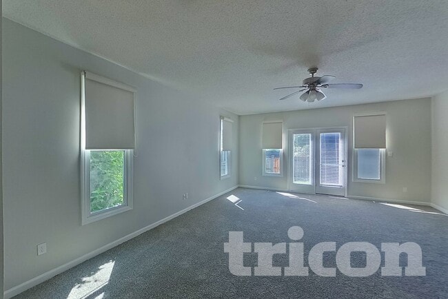 Building Photo - 3441 Mackey Wherry St