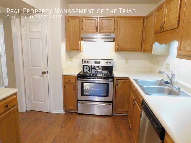 Building Photo - Main level 2BR/2BA Condo in Georgetowne Vi...