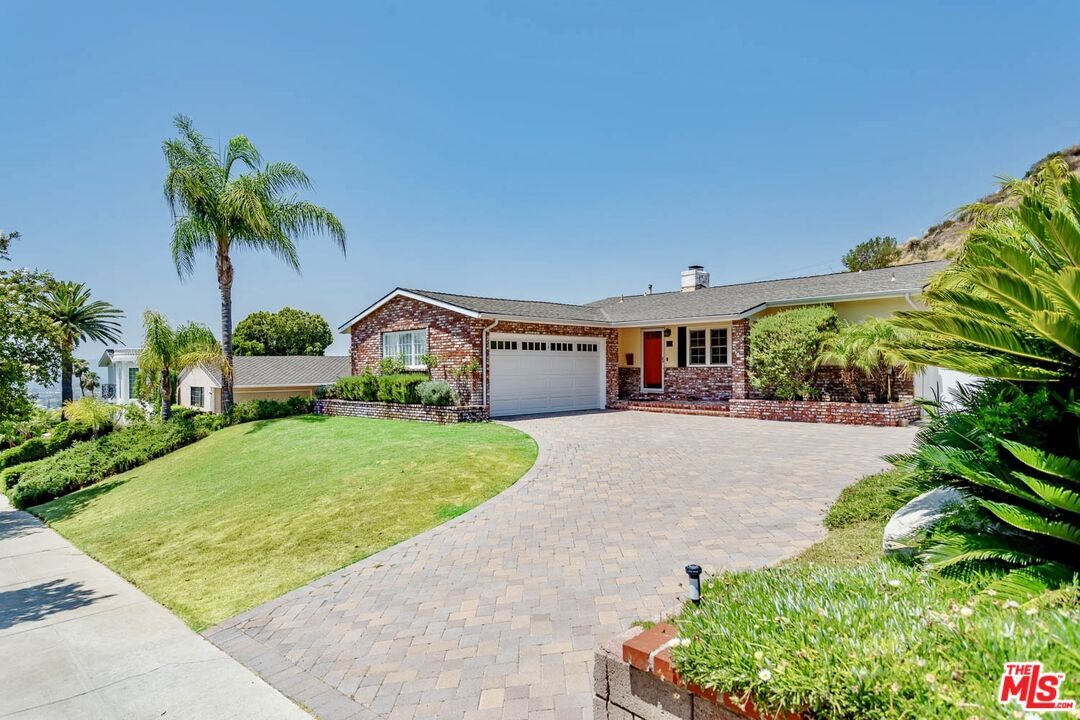 Foto principal - 837 Stephen Rd