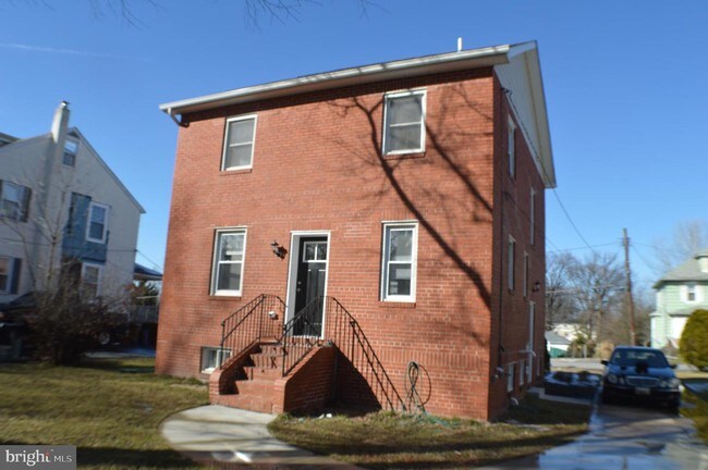 Building Photo - 7403 Brightside Ave
