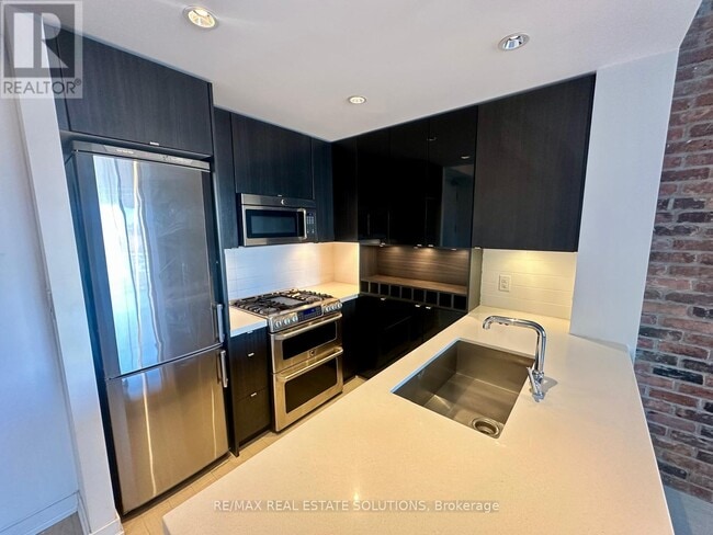 Building Photo - 88 Colgate Ave