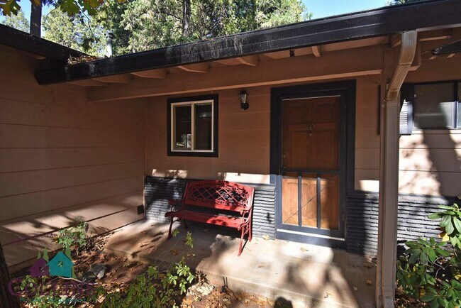 Building Photo - 12748 Banner Lava Cap Road