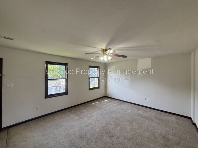 Foto del edificio - 5145 Cottonwood Ct
