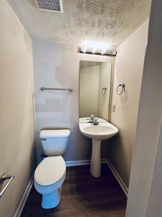 Building Photo - 2514 Crusaders Way