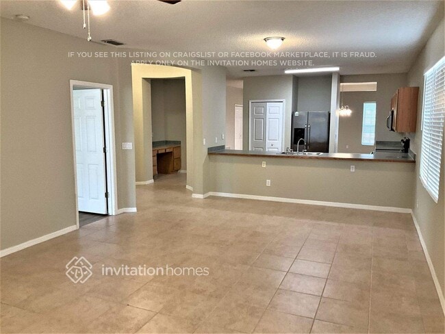 Foto del edificio - 632 Cressa Cir