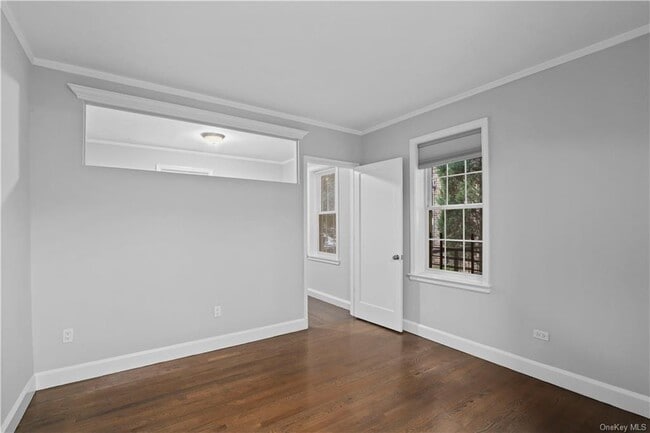 Building Photo - 1 Cedar St