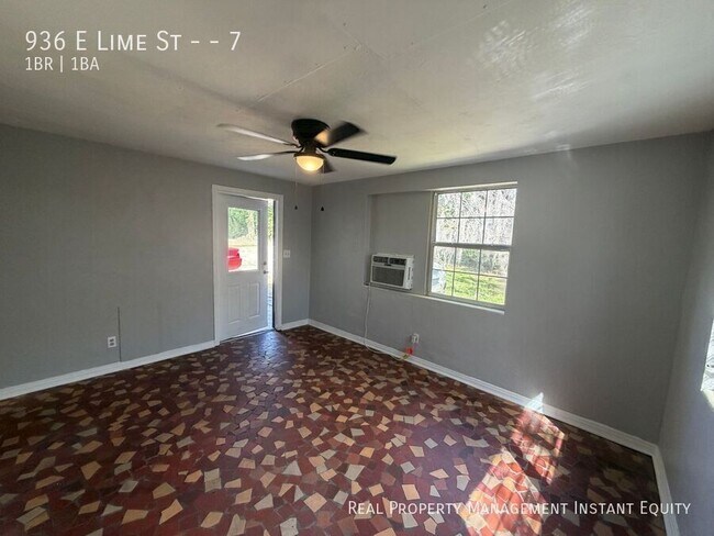 Foto del edificio - 936 E Lime St