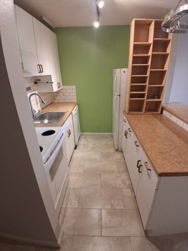 Foto del edificio - 3035 Oneal Pkwy